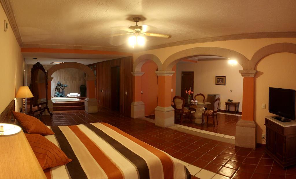 Hotel Casa Grande Y Centro De Negocios Lagos de Moreno Zimmer foto